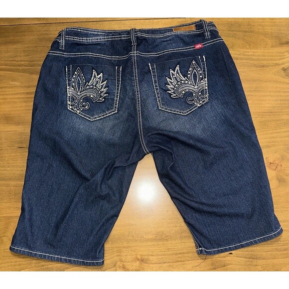 Royalty For Me Pants - Royalty For Me Bermuda Women’s Size 16W Jean Denim Dark Wash Shorts Embellished